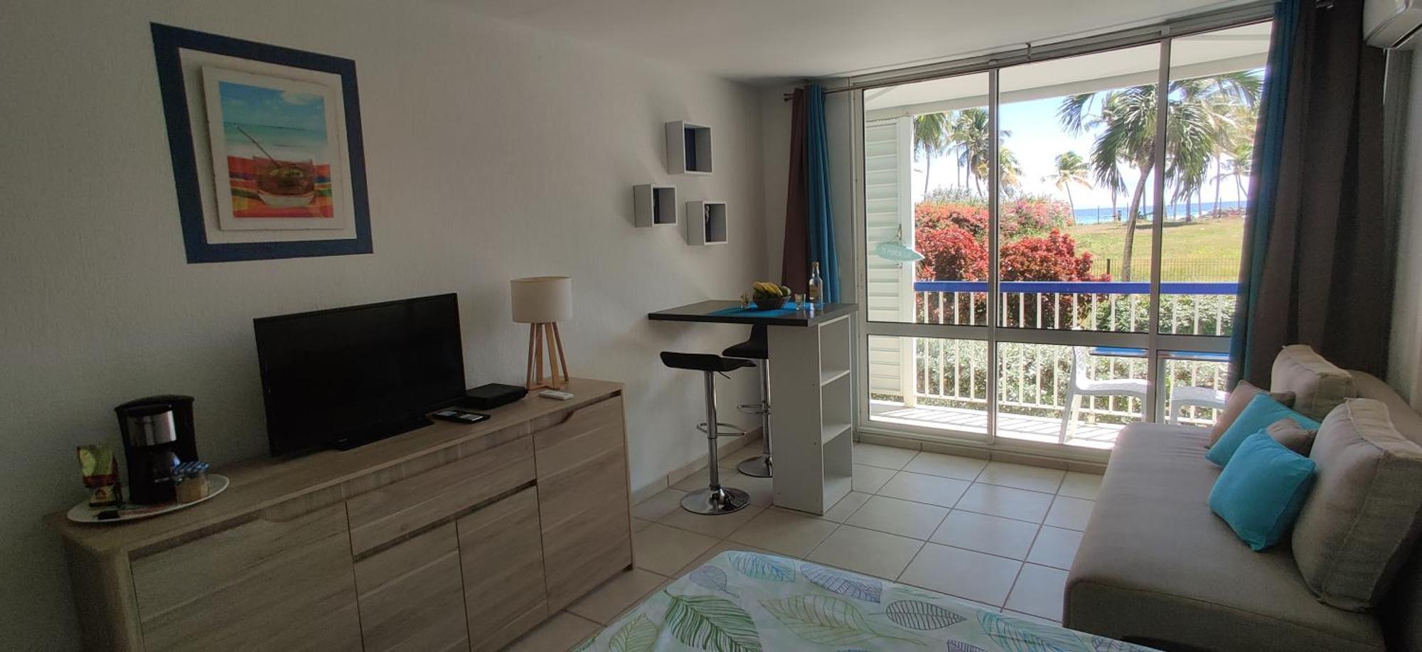 Parfum Des Iles - Vue Mer, Plage A 30M Et Piscine En Option Le Gosier  Exterior photo