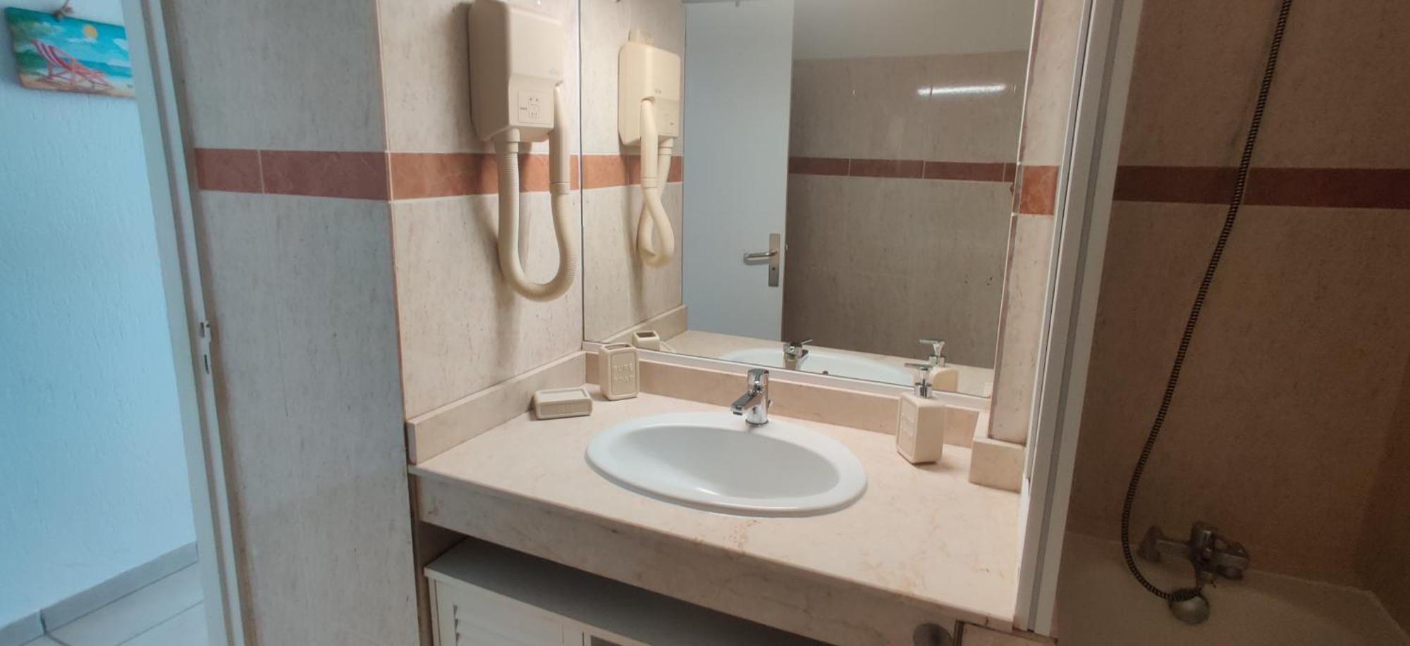 Parfum Des Iles - Vue Mer, Plage A 30M Et Piscine En Option Le Gosier  Exterior photo
